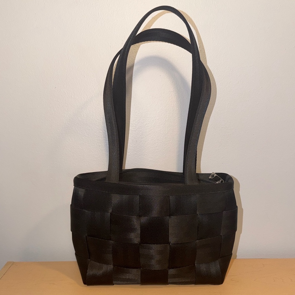 Harveys Black Woven Seatbelt Tote
